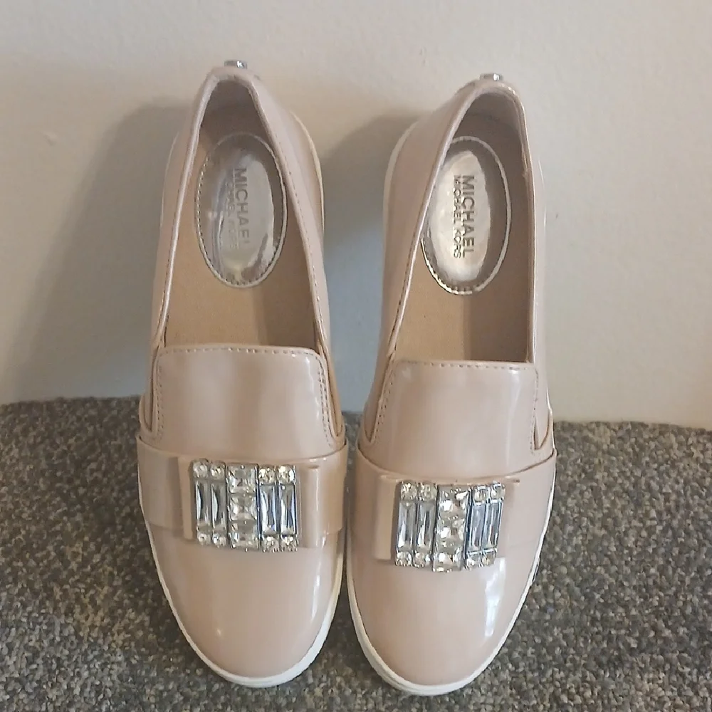 Michael Kors  Blush Tan Faux Patent Women's Sneakers Size 6.5
